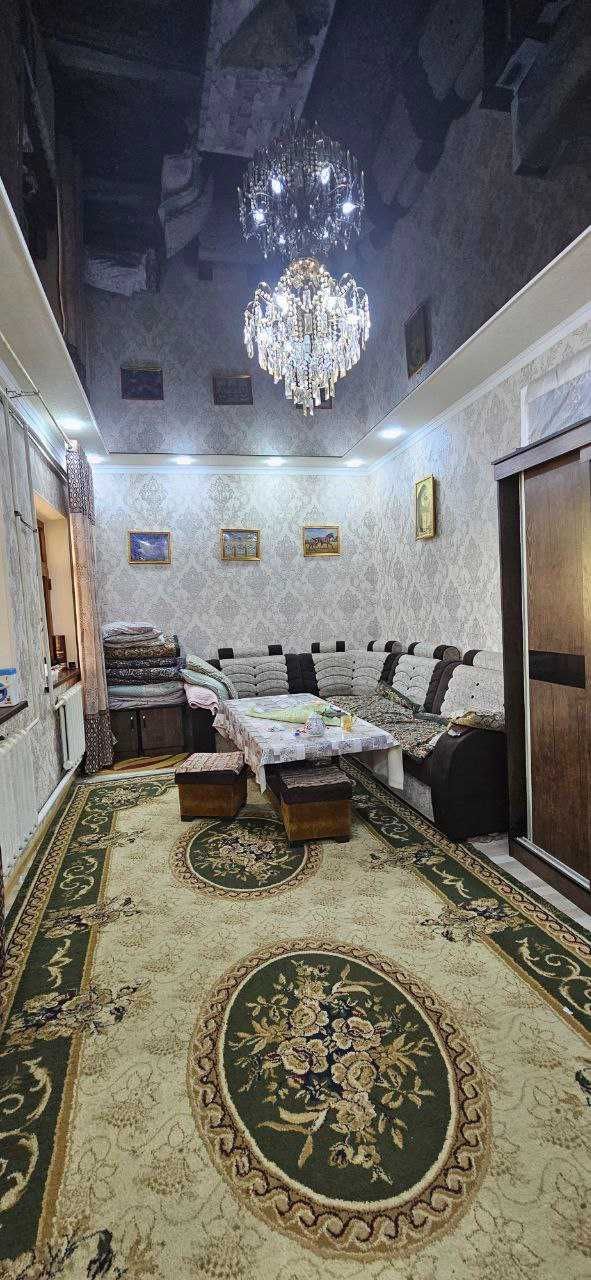 Navoiy Shahar markazidan hovli