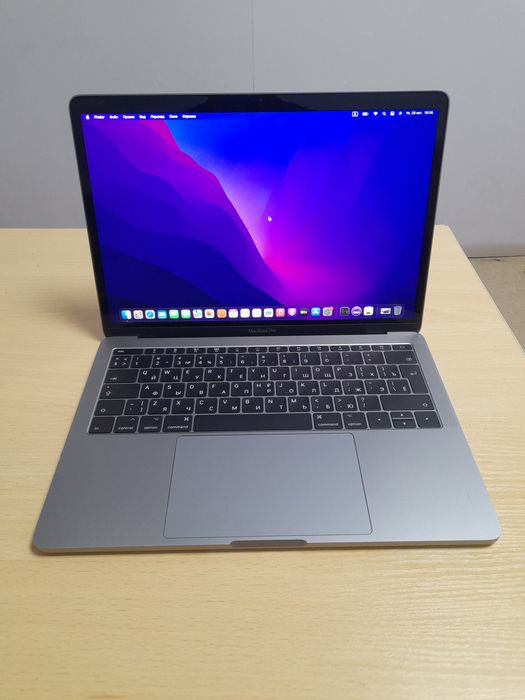 Apple MacBook A1708