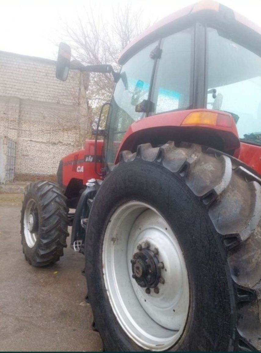 Case MX 240 сотилади