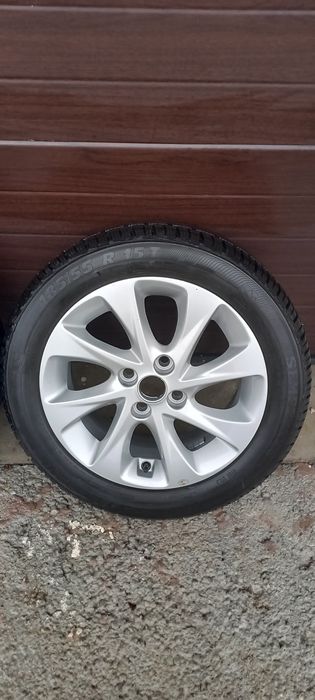 Jante aliaj originale 4x100 R15 6J Opel Corsa F anvelope iarna 185/55