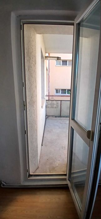 apartament 3 camere lenin etaj 2