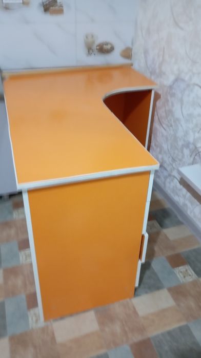 Кампютерний стол