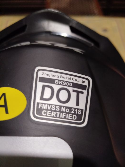 Мото щлем продаётся.Отличном состояние (Новый).