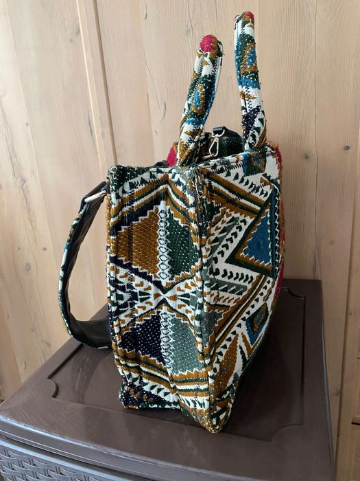 Дамска чанта Valentino, Zara, H&M