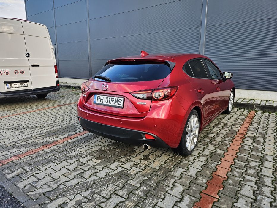 Mazda 3 / 2.2 Skyactiv