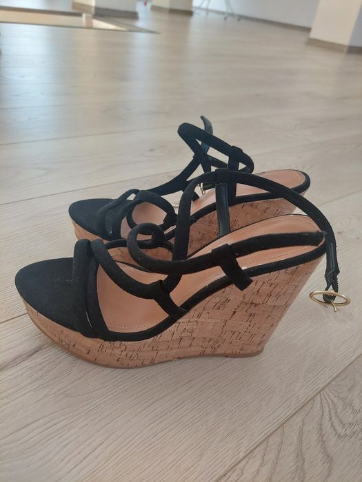 Sandale H&M nr 38, aproape noi