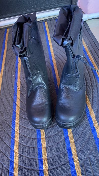 Рабочии сапоги 42 размер етік