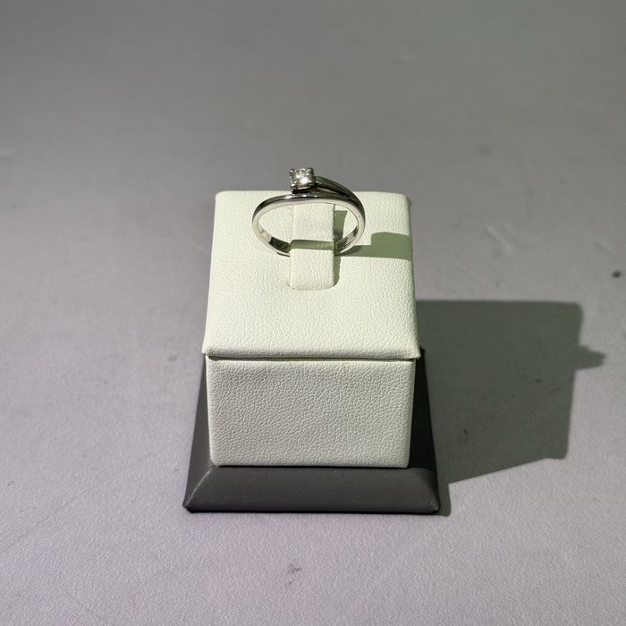 Золотое кольцо с бриллиантами / СА26436