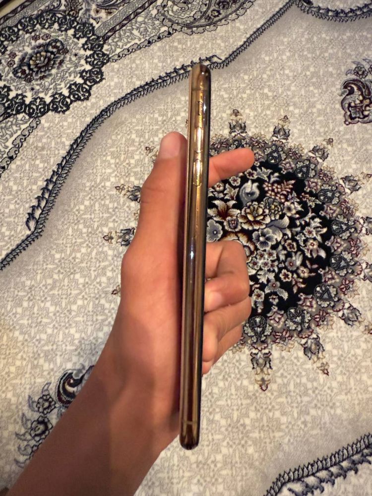 iphone Xsmax sotiladi