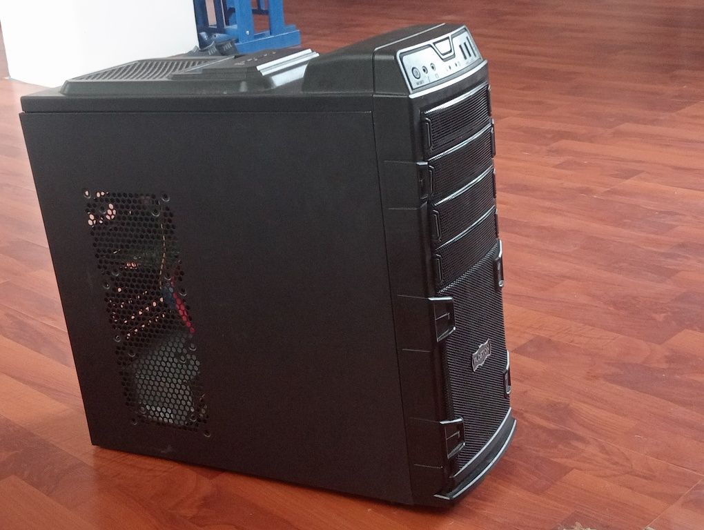 Schimb PC gaming i7 pe cross (nu contează câți cc)