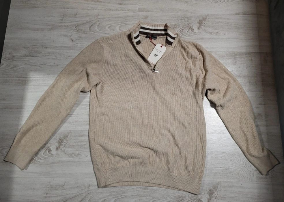 Pulover Felix Hardy, L/XL , nou cu etichetă