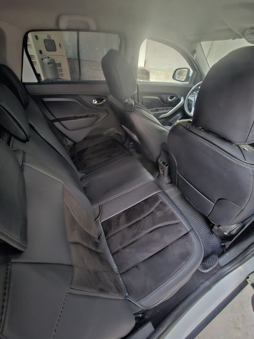 Lada XRAY CROSS 2019