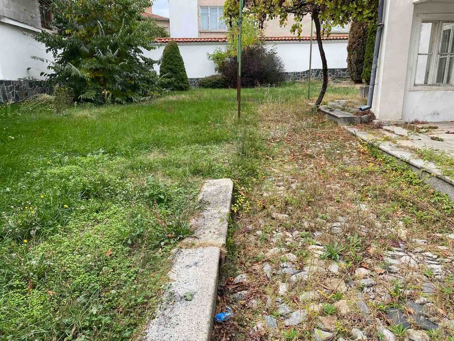 Продава се Къща в Карлово - 290 кв.м за 1276 €/кв.м - Снимка #10