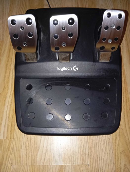 Волан "Logitech g29" + shifter, бонус две игри