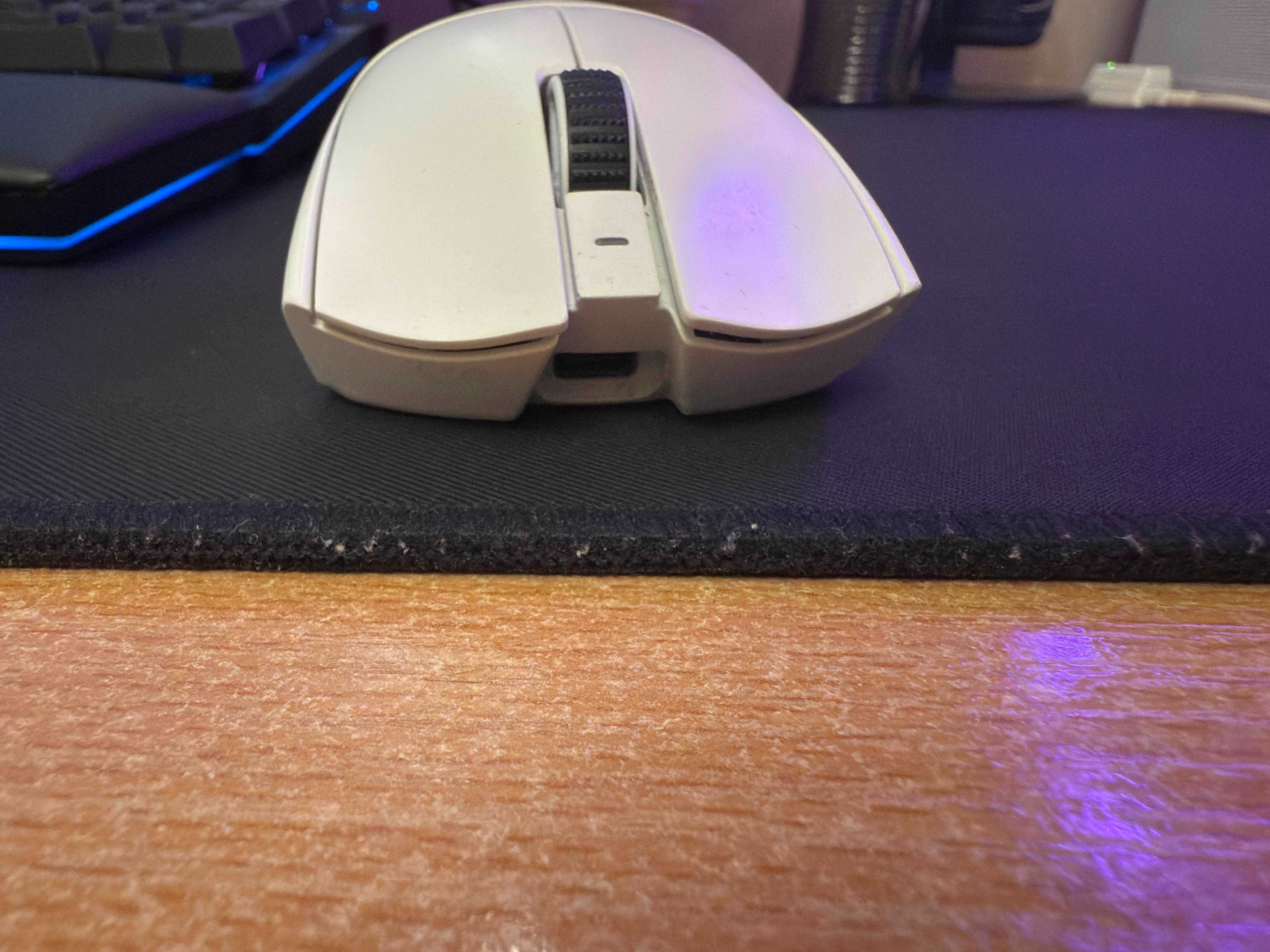 Геймърска безжична мишка Razer viper v3 Pro