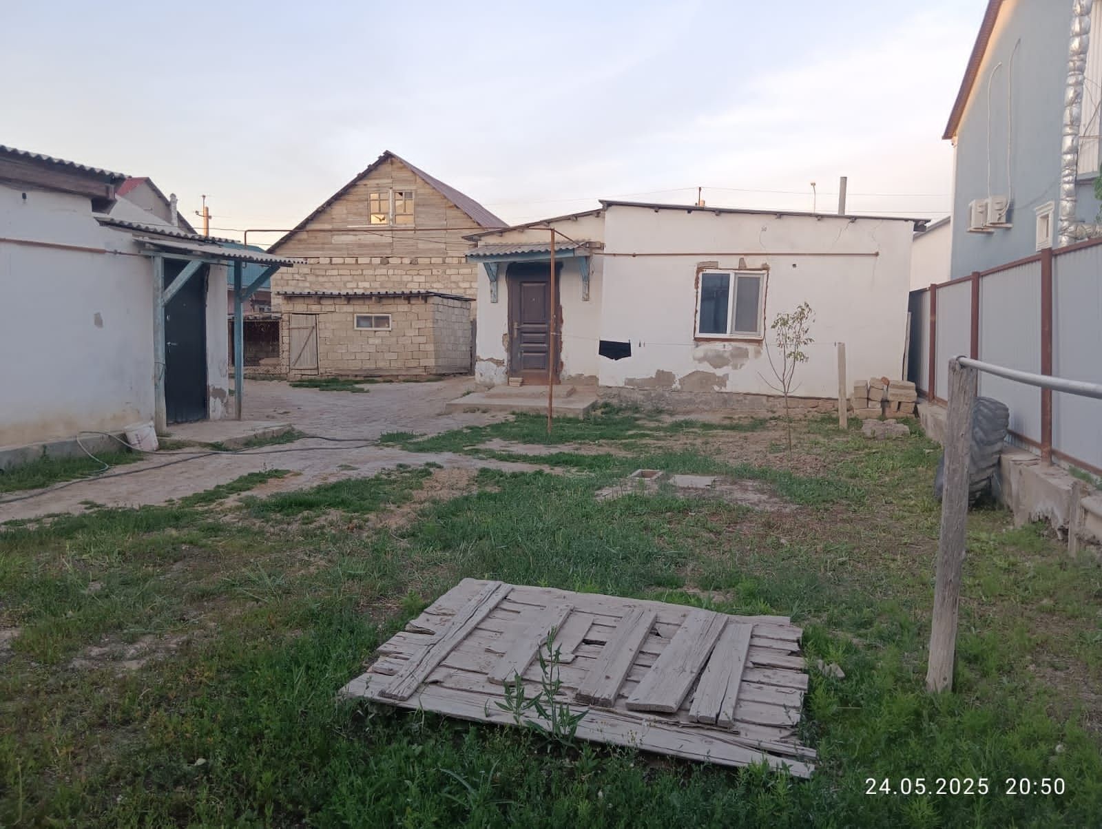 Атыраудан уй сатылады