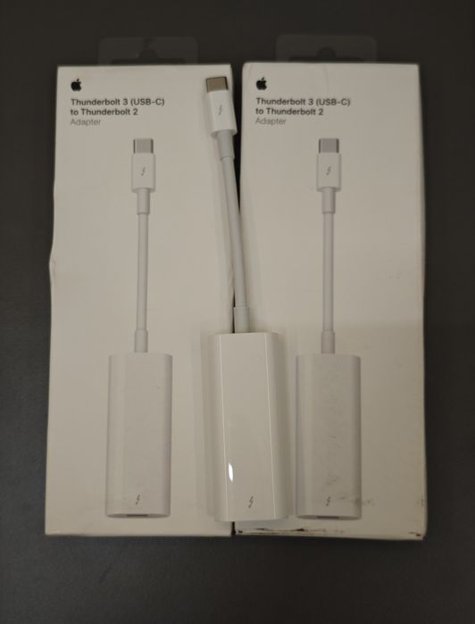 Переходник Apple с Thunderbolt на Thunderbolt 3