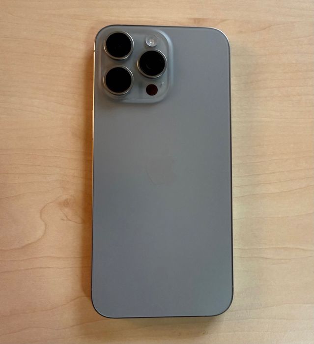 iPhone 15 Pro Max 256 GB Natural Titanium - ca nou