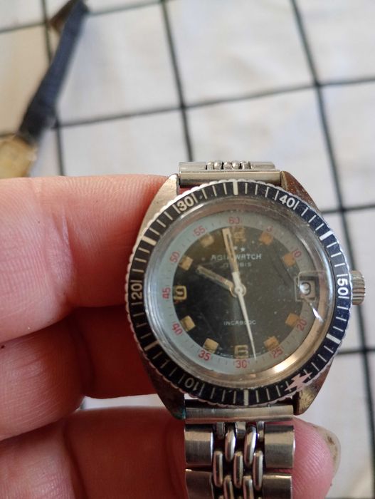 Ceasuri diferite mărci,am mult mai multe decât cele din poze