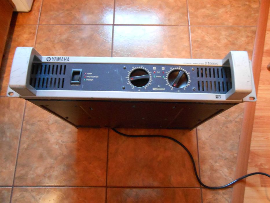 Amplificator Yamaha P 5000 defect,ca Behringer,Qsc,Mackie,RCF,FBT