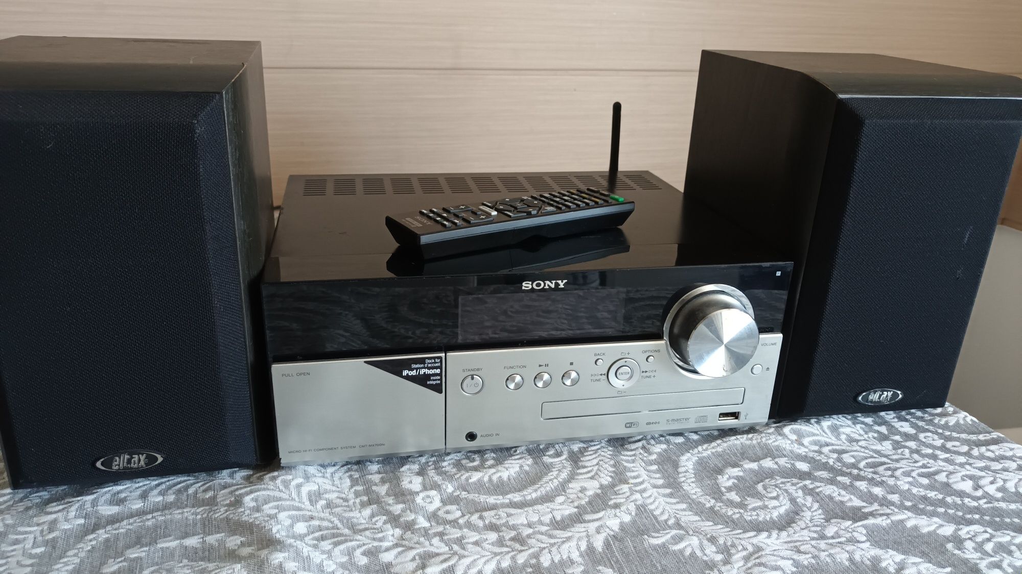 Micro HI FI sistem Sony CMT-MX700NI