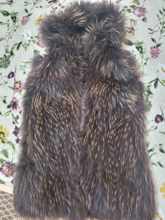 Vesta din blana naturala de vulpe