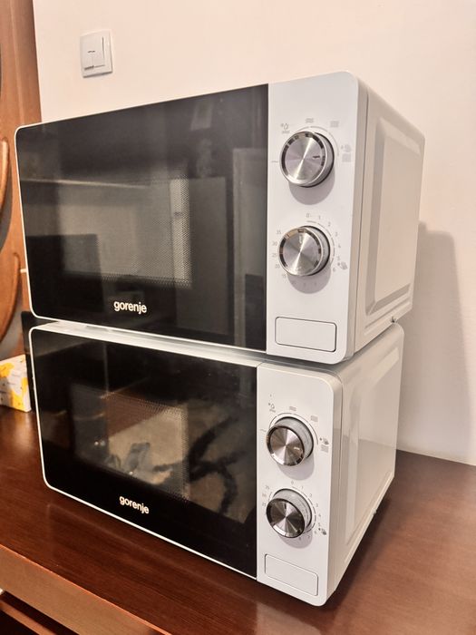 Cuptoare cu microunde noi