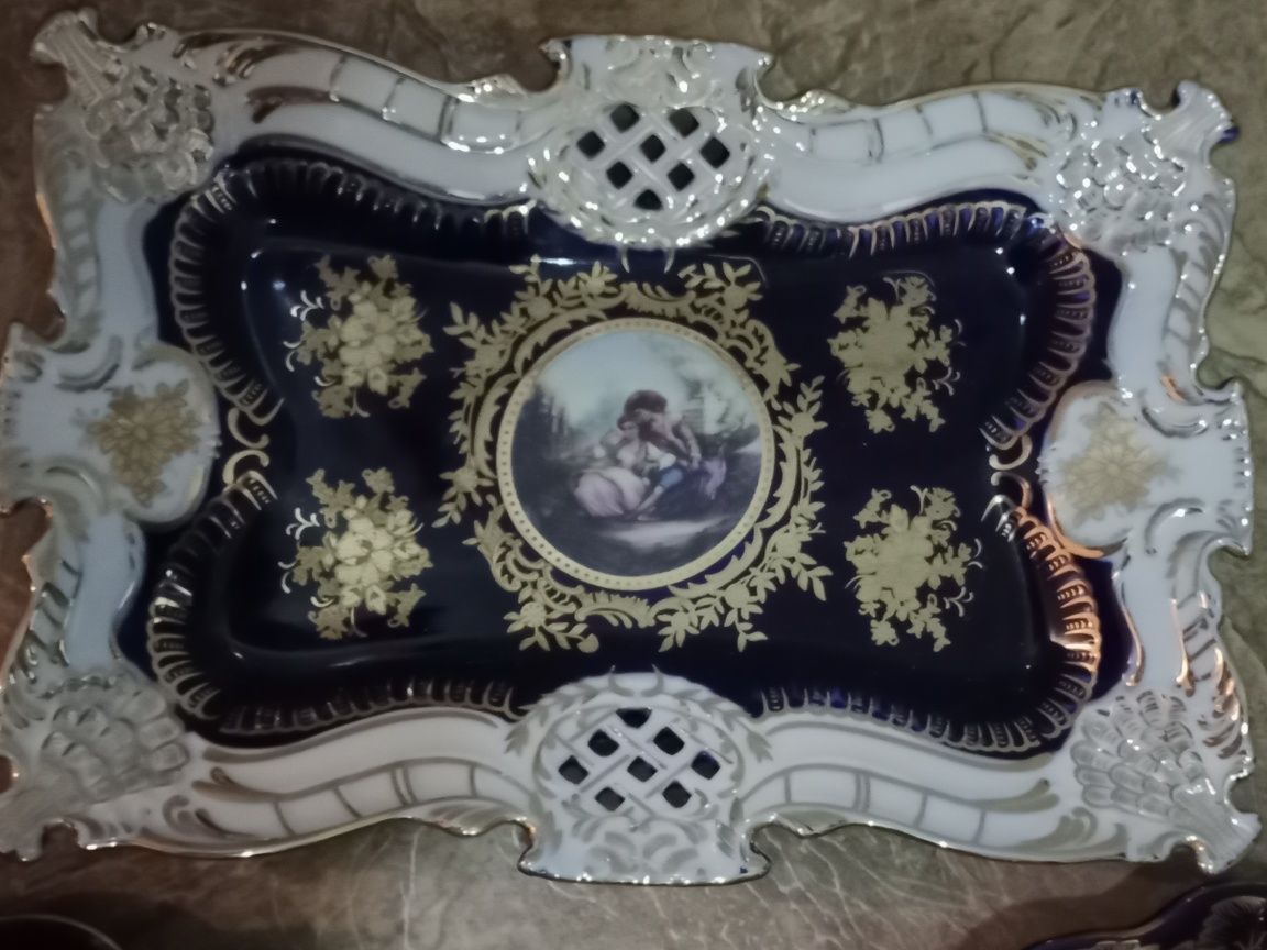 Продам вазу с колосками и банки с крышками