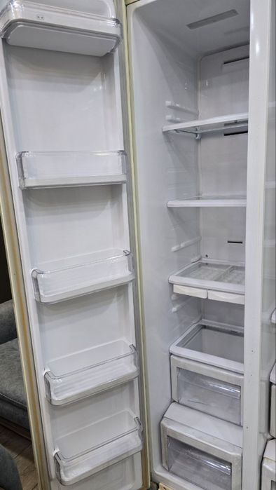 Продаю холодильник SAMSUNG