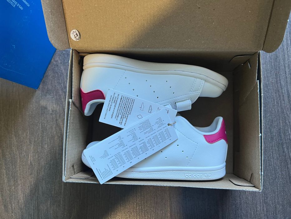 Детски обувки Adidas 26 и 27 номер