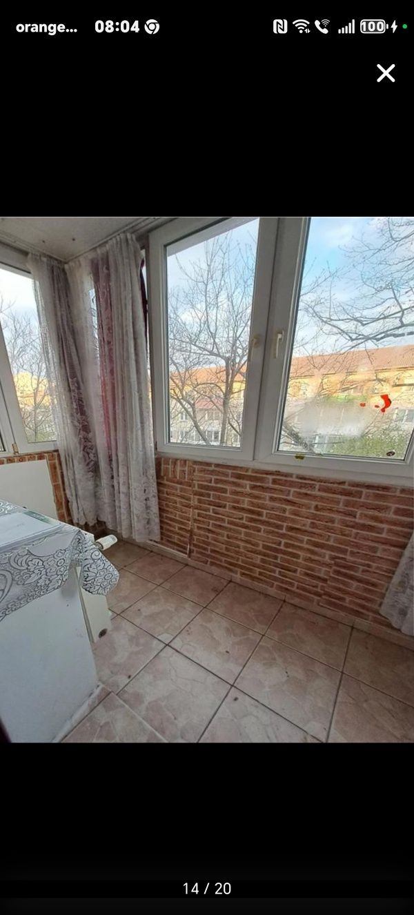 Vând ap 4 camere
