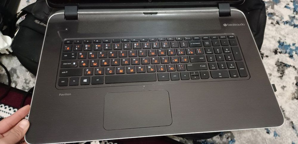 Ноутбук HP сенсорный