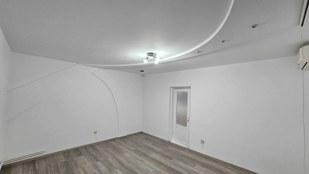 Inchiriez Spatiu zona linistita.