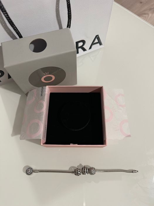 Гривна Pandora - Пътеката на живота