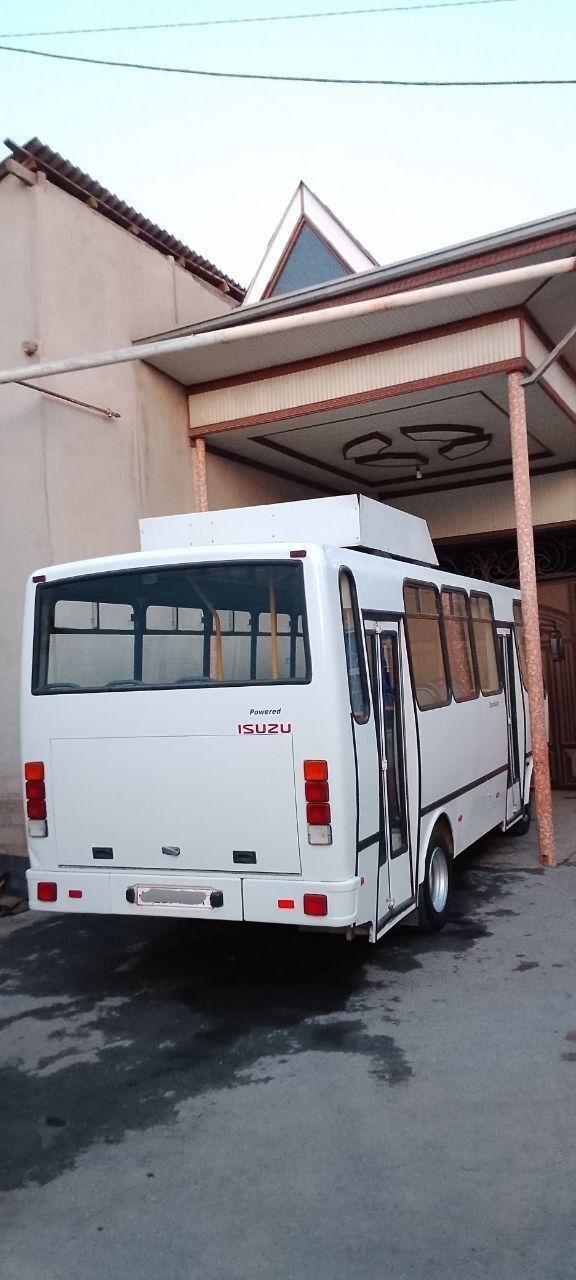 ISUZU HC40.   2019