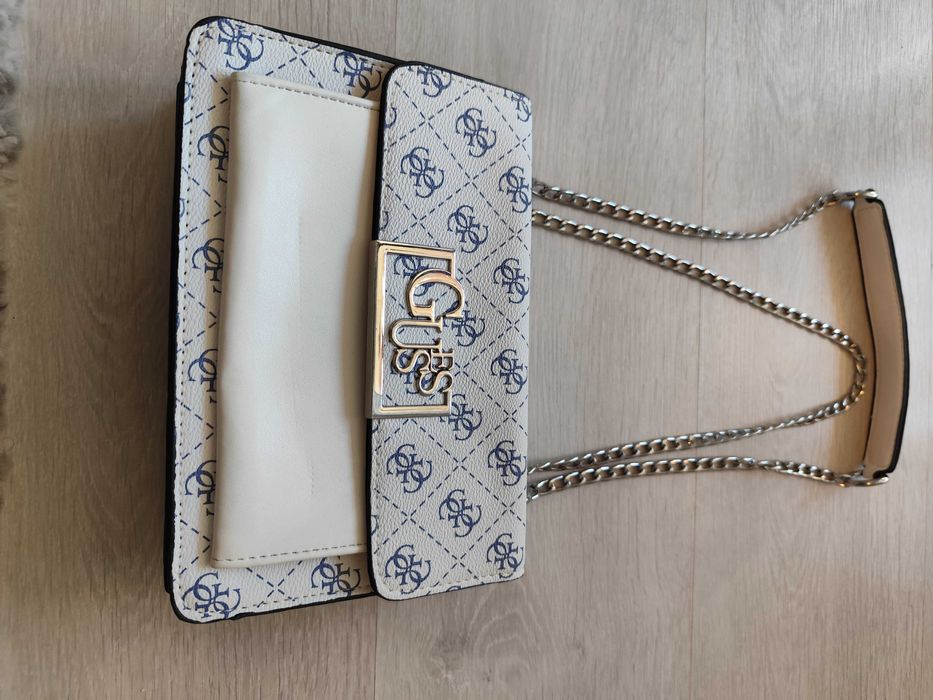 Geanta de umăr Guess