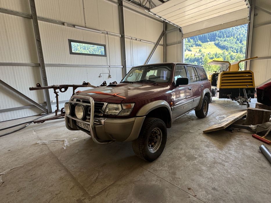 Nissan Patrol Y61