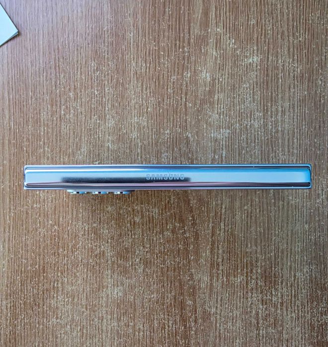 Vând/schimb  Samsung Galaxy Z Fold 5 512GB