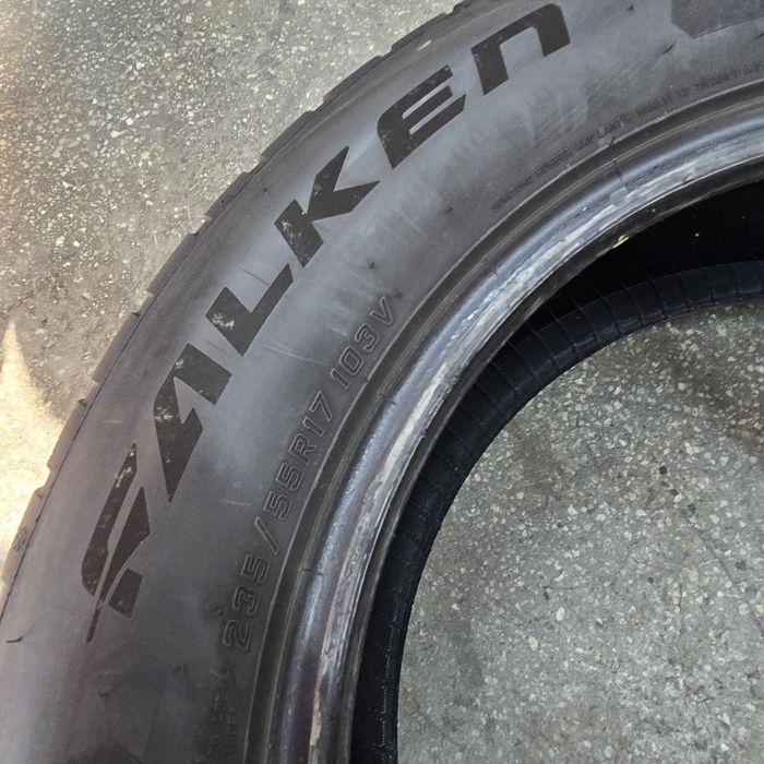 2x 235/55/17 M+S FALKEN 2021 Stare excelentă