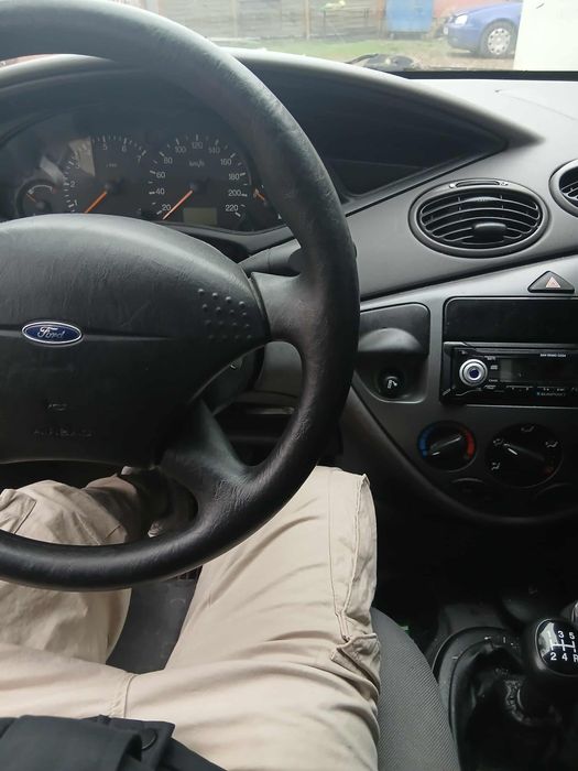 Ford Focus 2 Benzină 1.6