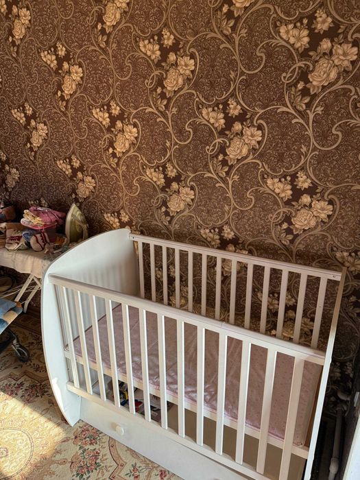 Продаётся Детская Кроватка  в Хорошем Состоянии