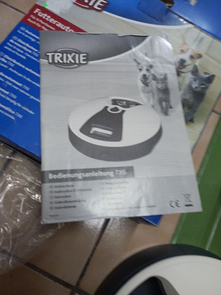 Автоматична хранилка за кучета и котки Trixie TX6, 6x240 мл, ø32 см
