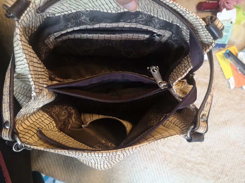 Бежаво-кафява чанта естествена кожа