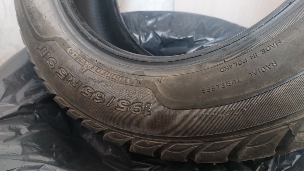 Продам польские зимние шины недорого