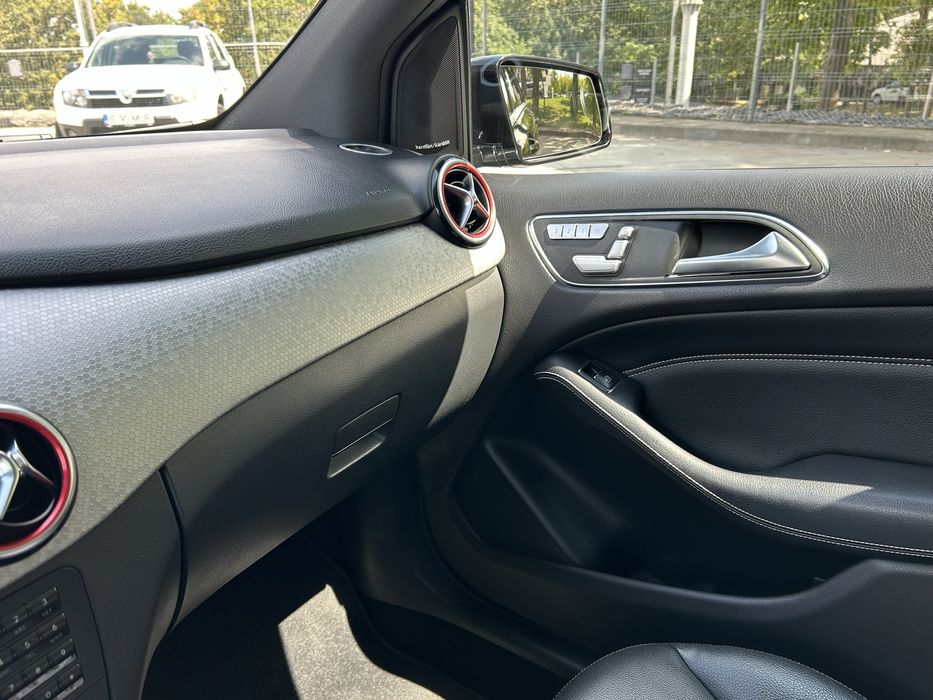 Mercedes B 200 AMG Line