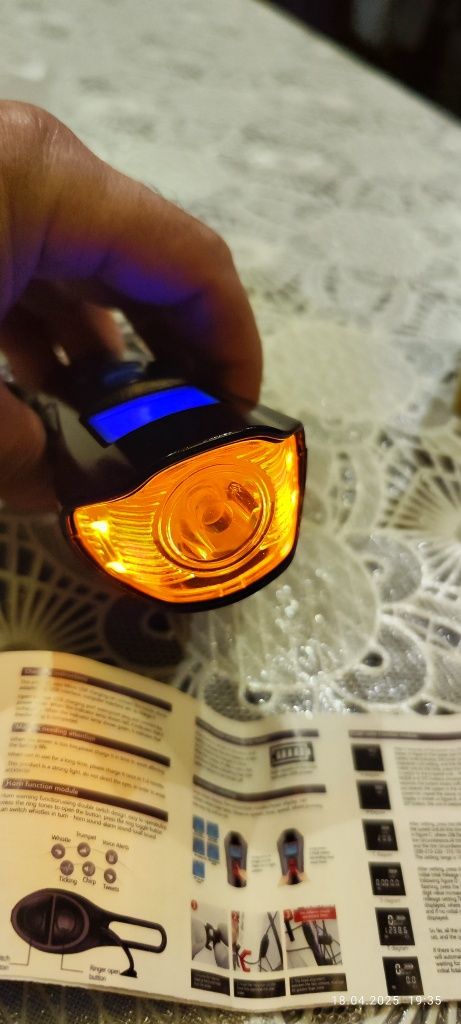 Продам электронная фара, спидометр на руль велосипеда