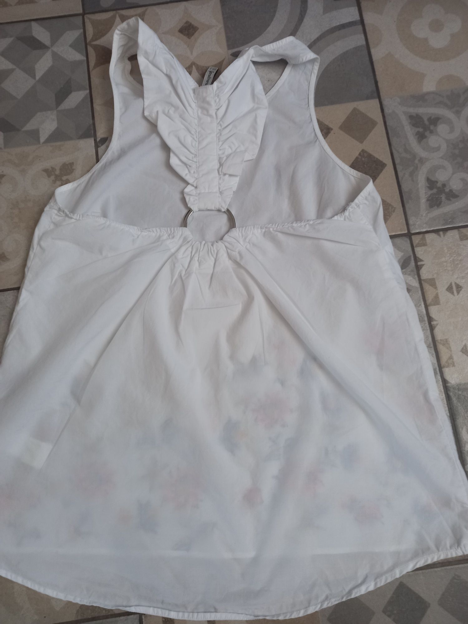 Топ с бродерия Stradivarius