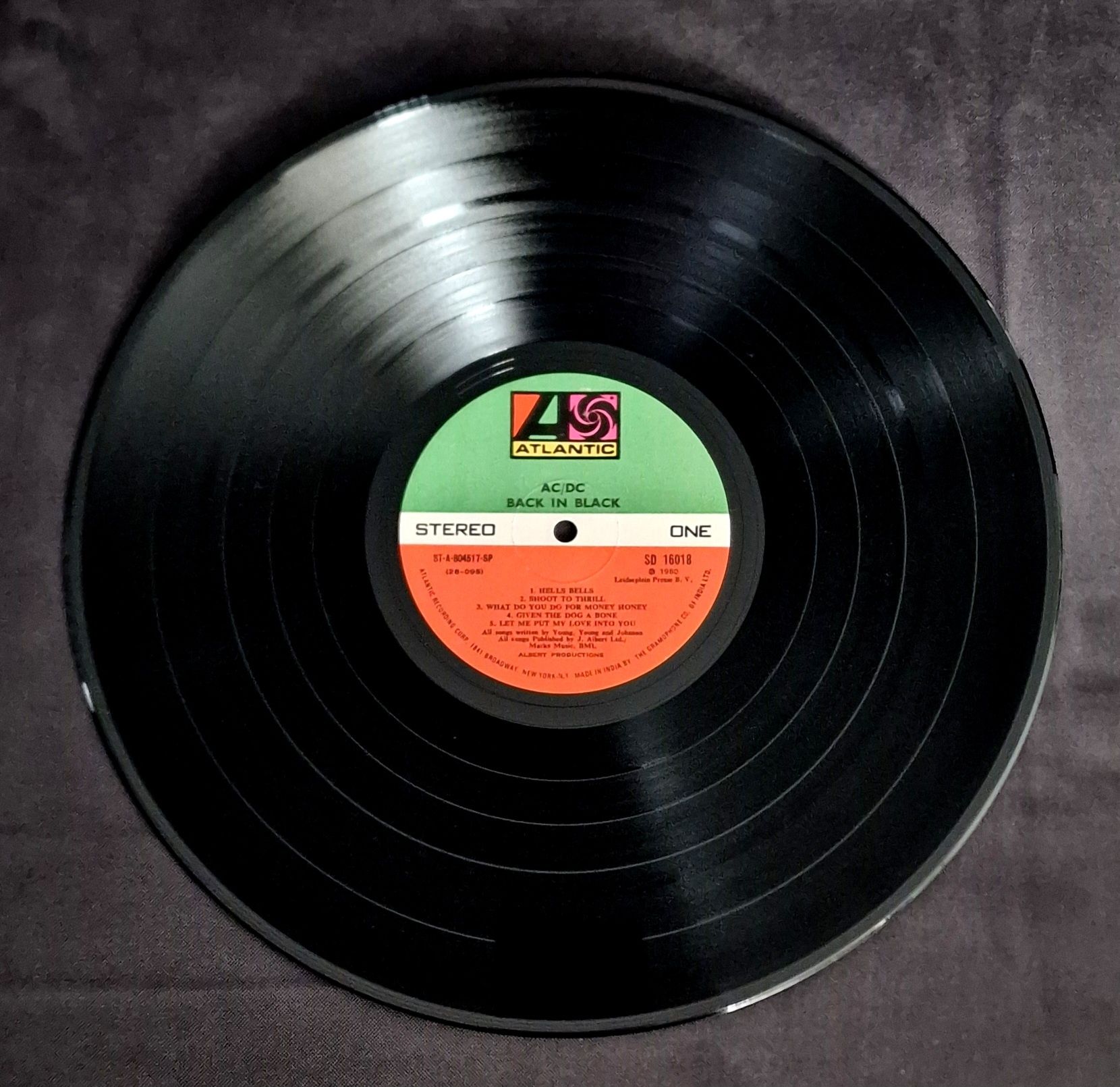 Vinyl vinil AC/DC Back In Black - Atlantic India LP 1980
