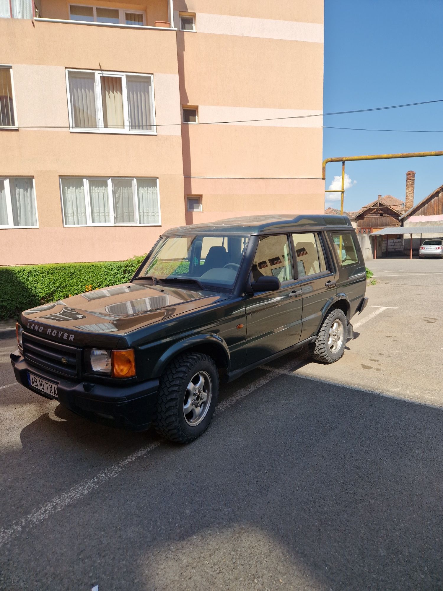 Vând Land Rover Discovery  An 2001 motor 2.5 diesel