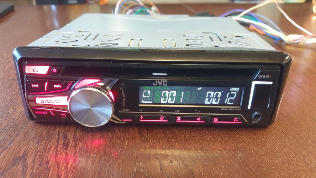 Авто плеър радио музика за кола JVC  CD MP-3 USB AUX